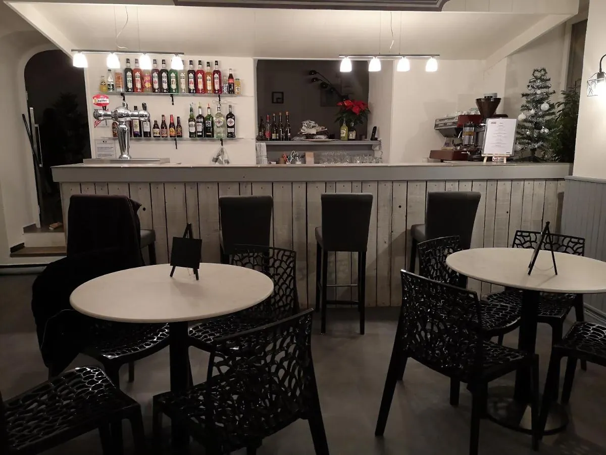 Auberge De L Helvie Chez Coco & Ricou Valvigneres فندق
