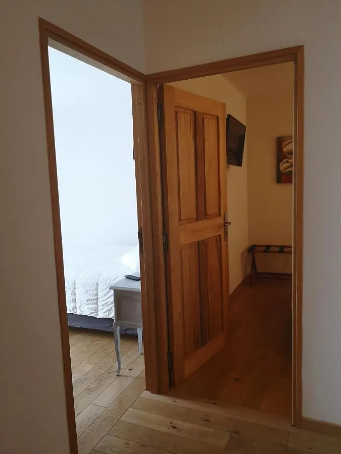 فندق Auberge De L Helvie Chez Coco & Ricou Valvigneres فرنسا