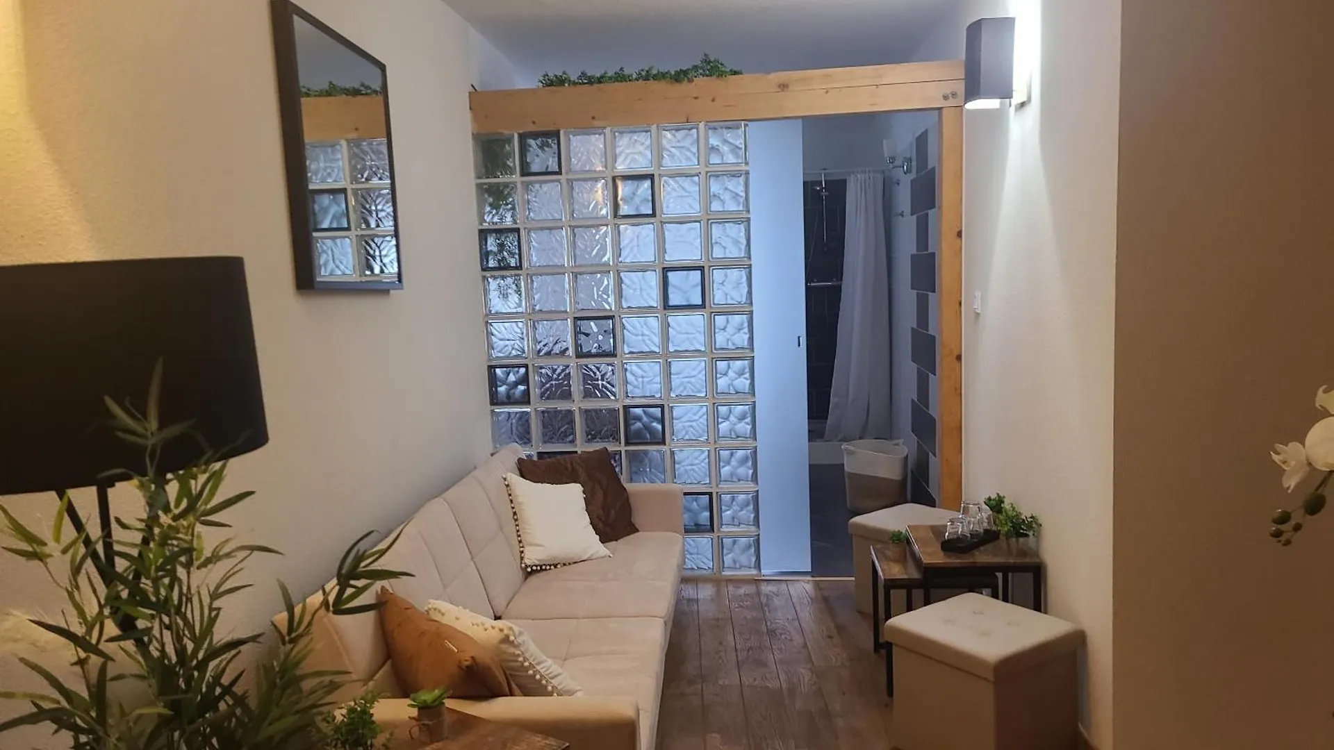 Auberge de l Helvie chez Coco&Ricou Valvigneres Hotel